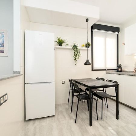 -Malagasunapts- Stylish City Centre Pool&Parking Esterno foto