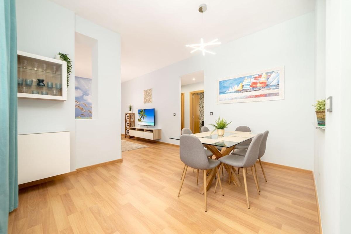 -Malagasunapts- Stylish City Centre Pool&Parking Esterno foto