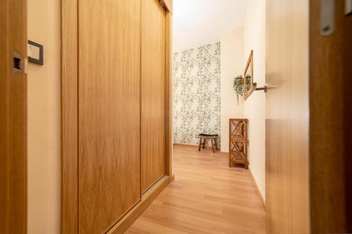 -Malagasunapts- Stylish City Centre Pool&Parking Esterno foto